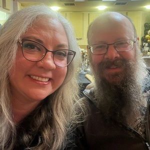 Meet your Posher, Lacey